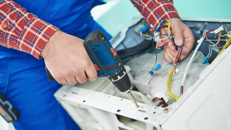 Kiraz Siemens Siemens çamaşır makinesi kart tamiri – Su almama arızası orijinal parça ile giderildi. - Teknik servis örneği